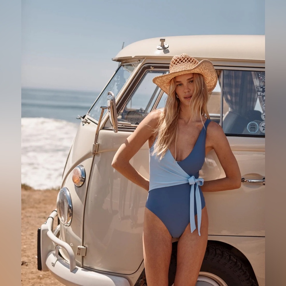 Summersalt The Perfect Wrap One Piece Bathing Suit - size 6
